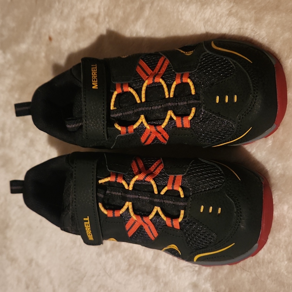Kids Merrell Trail Sneakers